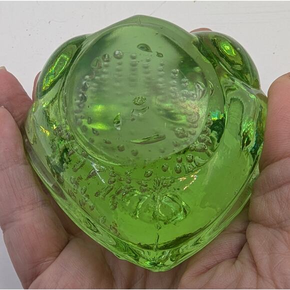 Neon Green Glass Frog Figurine Paperweight Controlled Bubble - Picture 6 of 6